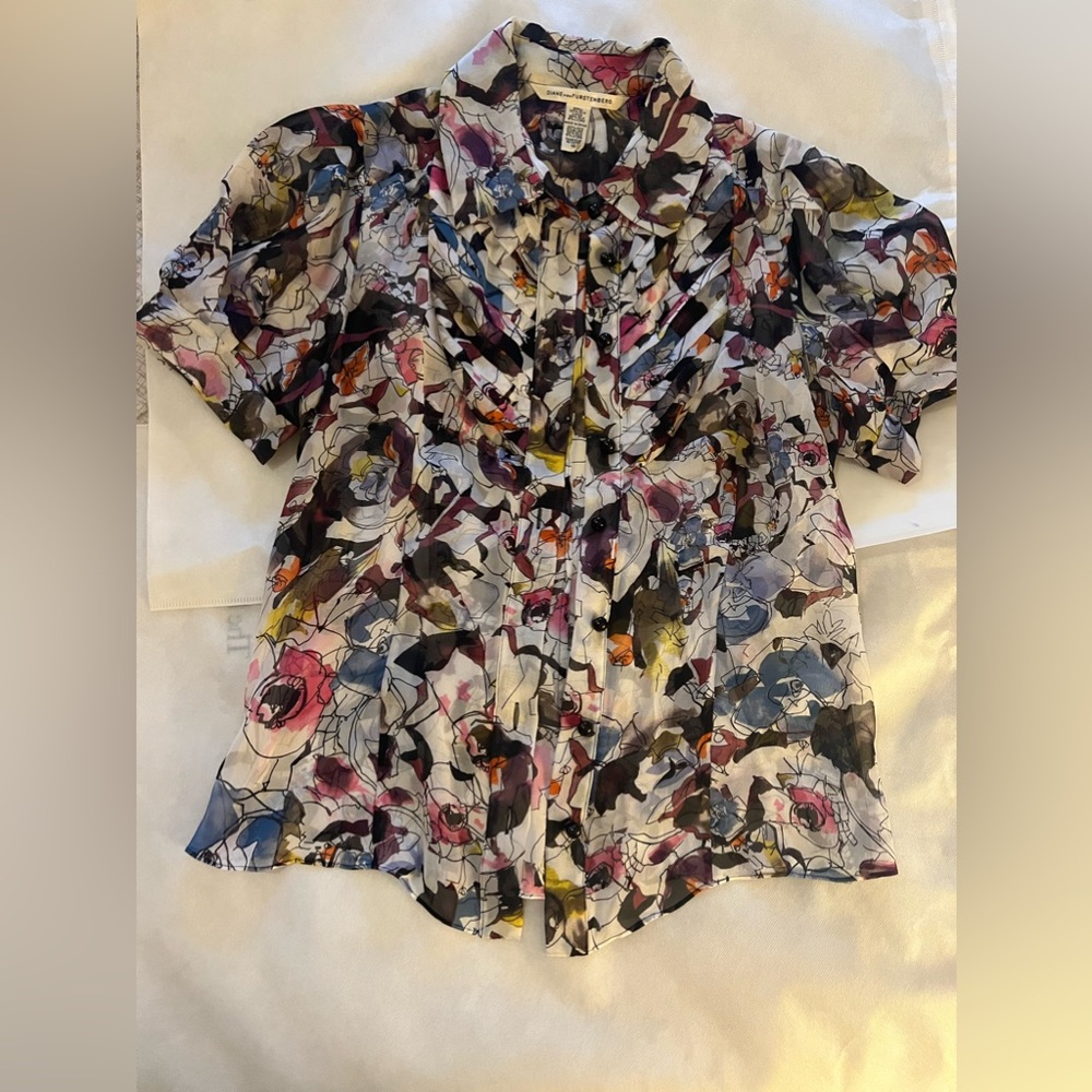 Dvf top